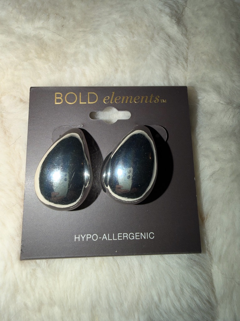 Bold Elements Silver Teardrop Earrings